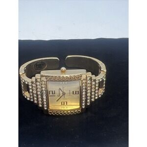 Geneva Platinum Watch Women‎ Gold Tone Untested